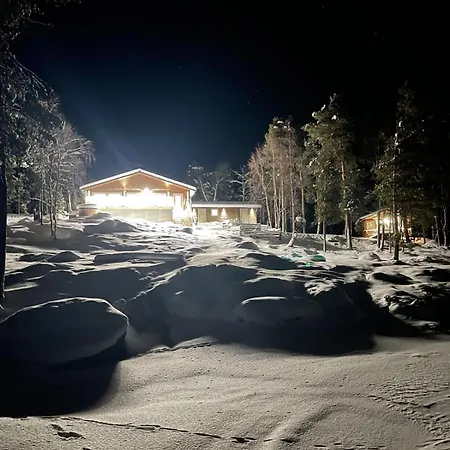 木屋 Sarala, Inari, Inarijaervi, Lapland *