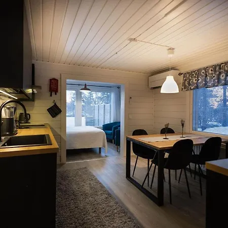 Sarala, Inari, Inarijaervi, Lapland 伊纳利