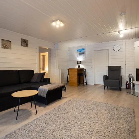 木屋 Sarala, Inari, Inarijaervi, Lapland 伊纳利