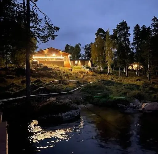 Σαλέ Sarala, Inari, Inarijaervi, Lapland *